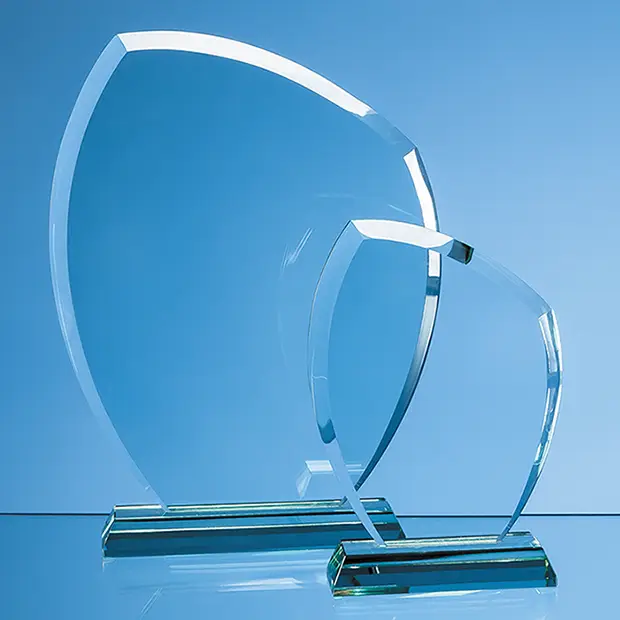 24cm x 19.5cm x 12mm Jade Glass Autumn Leaf Award